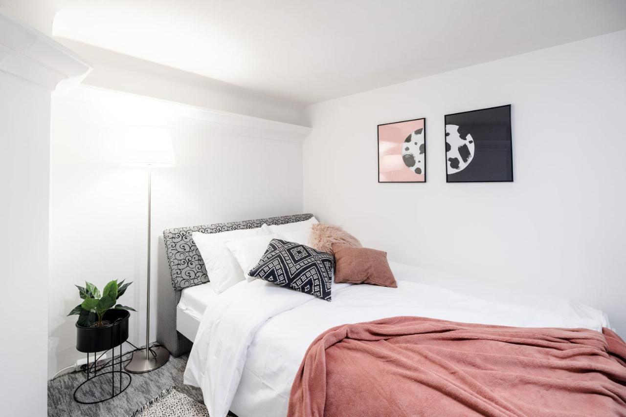 Rainbow Dream Apartment Будапеща Екстериор снимка